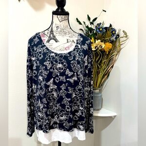 J. Jill Blue & White Butterfly Graphic Long Sleeve Top size Medium
